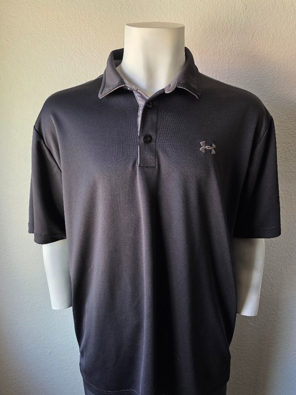 Under Armour Black Golf POLO